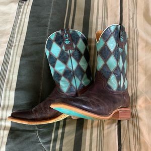Tin Haul Cowgirl Boots